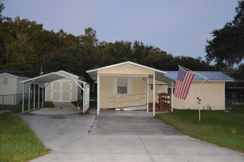 56410 Water Oak Rd, Astor, FL 32102-2236