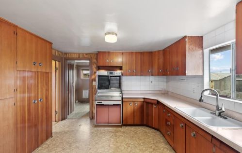 3360 Drew St, Marina, CA 93933-2115