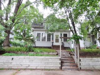 4249 Dupont Ave, Minneapolis MN  55412-1326 exterior