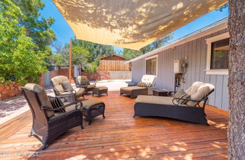 105 Mtn Shadows Dr, Sedona AZ 86336-3927 exterior