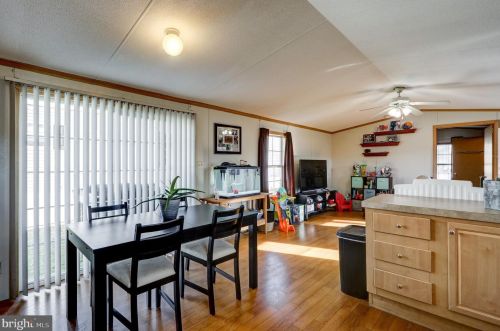 961 Rettew Ml Rd, Ephrata PA  17522-1871 exterior