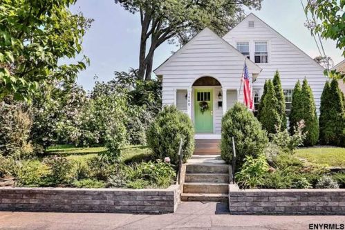 1480 Lexington Ave, Schenectady, NY 12309-5211