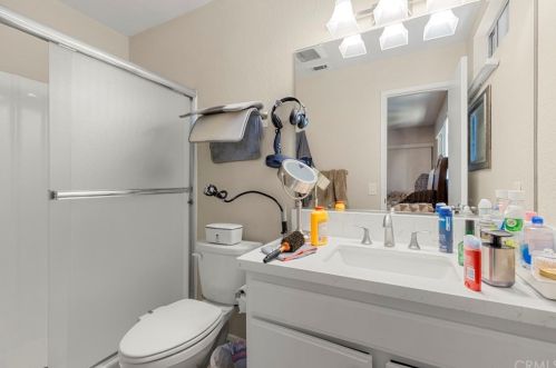 13032 Newhope St, Garden Grove CA  92843-1415 exterior