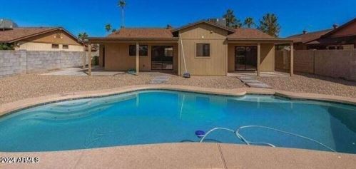 6509 Palo Verde Ave, Glendale, AZ 85302-2810