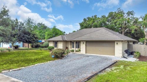 16 Orchid Dr, De Bary, FL 32713-2824