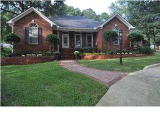 7240 Lakeview Dr, Mobile AL  36695-3334 exterior