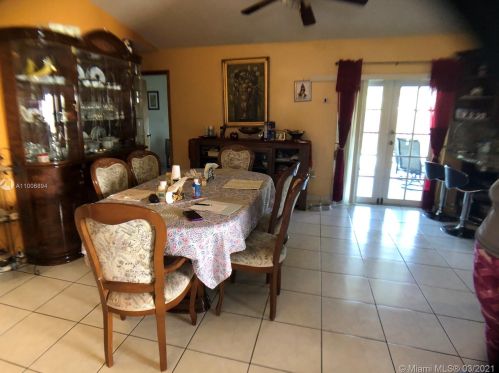 14337 100 Ln, Miami FL  33186-6962 exterior