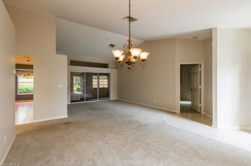 961 Charlemagne Blvd, Naples, FL 34112-7179