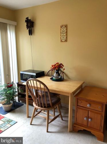 108 Berwick Pl, Lansdale PA 19446-4908 exterior