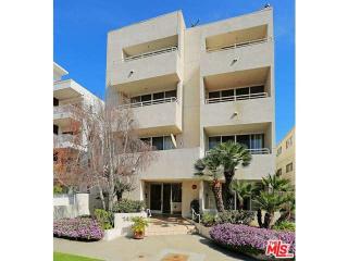 1430 Bentley Ave, Los Angeles CA  90025-8015 exterior