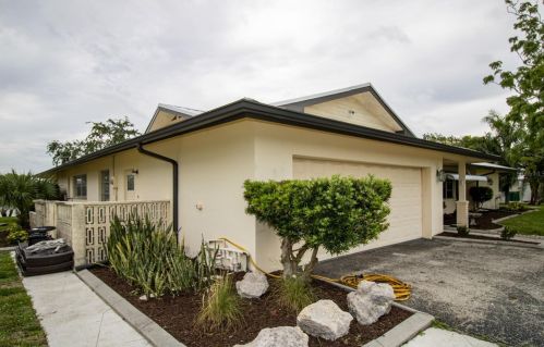 450 Coral Creek Dr, Placida FL  33946-2320 exterior