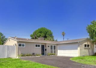 17981 Hemmingway St, Los Angeles, CA 91335-2108