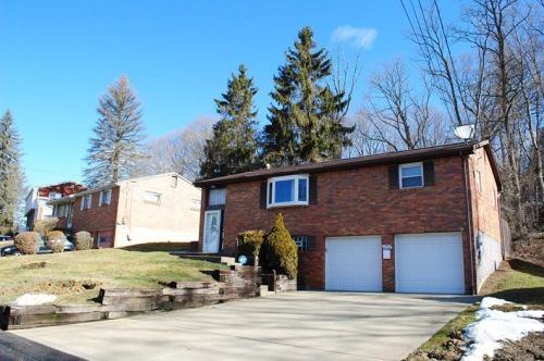 252 Yosemite Dr, Pittsburgh, PA 15235-2047
