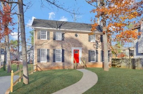 5066 Stoney Point Ln, Stone Mountain GA  30088-3775 exterior