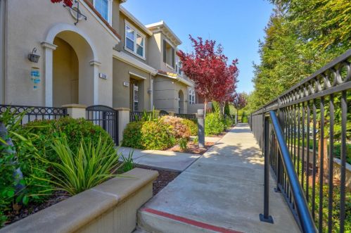 338 Olive Hill Dr, San Jose, CA 95125-6642