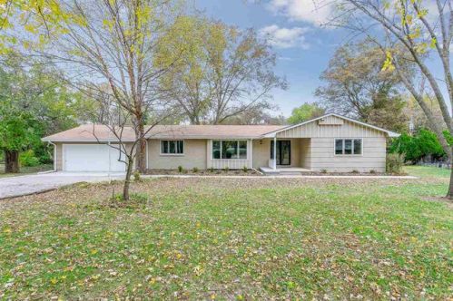 1044 Springdale St, Derby KS  67037-2351 exterior