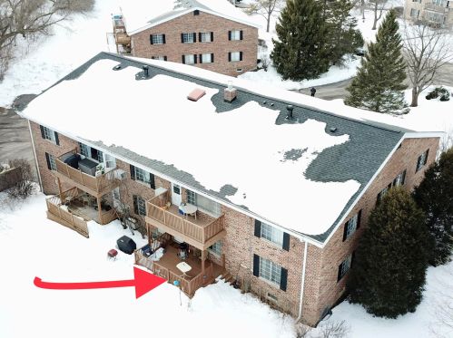 149 Linden Ln, Thiensville, WI 53092-1222
