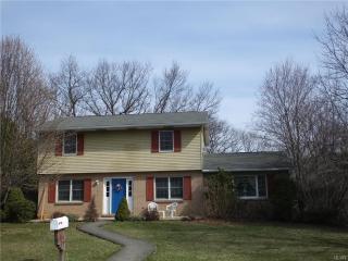 1324 Pin Oak Ln, Slatington, PA 18080-1106