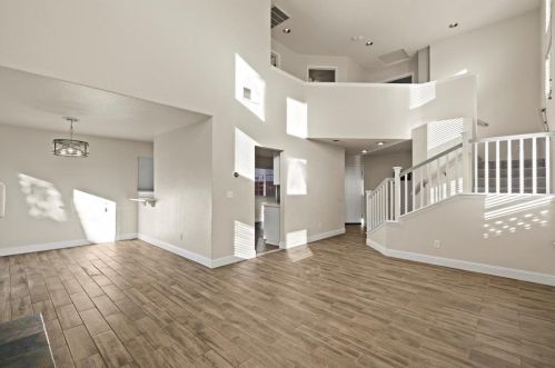 9373 Benbow Dr, Gilroy, CA 95020-8118