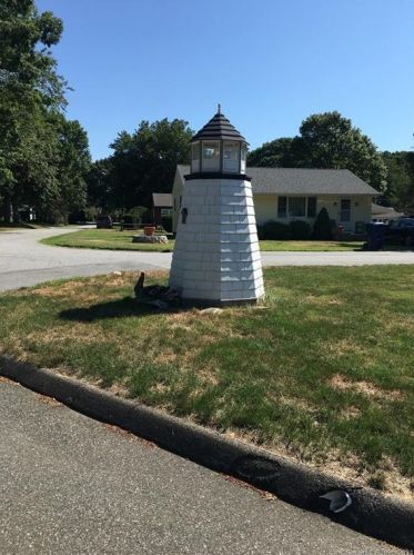 1 Clifton St, Lyme CT  06371-2024 exterior