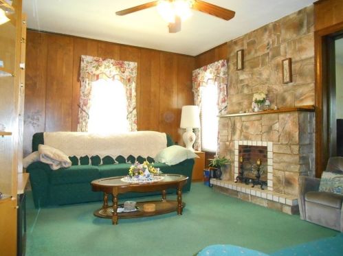 195 Millbury St, Worcester MA 01610-2801 exterior