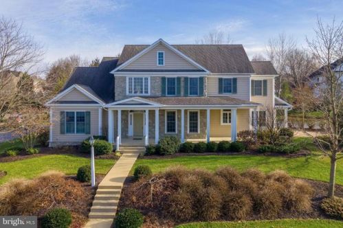 2029 Mallard Dr, Lancaster, PA 17601-5457