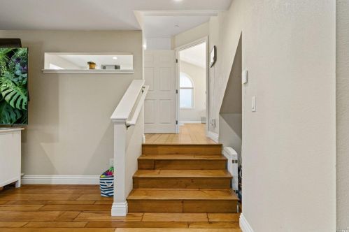 9591 Kristine Way, Windsor CA  95492-8889 exterior