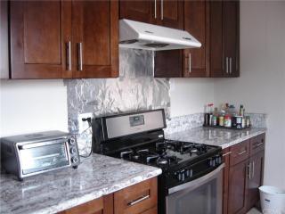 8384 San Clemente Way, Buena Park CA  90620-2806 exterior