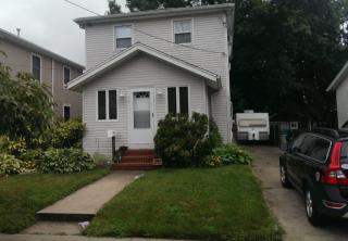 72 Lexington Ave, Malverne, NY 11565-2316