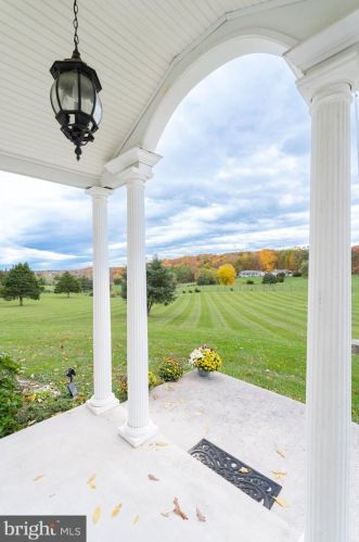 941 Copp Rd, Strasburg VA  22657-3427 exterior