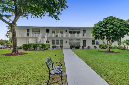 281 Sheffield L, West Palm Beach, FL 33417-1536