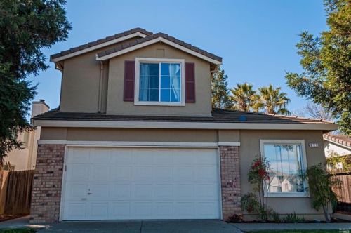 929 Ruby Dr, Vacaville, CA 95687-7871
