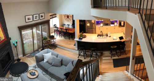 1311 Wedgewood Manor Way, Herndon, VA 20194-1327