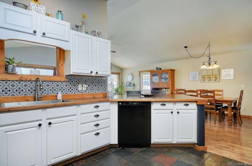 105 Starbuck Cir, Salida CO 81201-9368 exterior