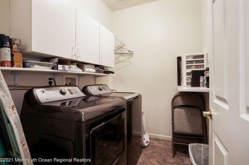 46 Sunnybrook Ln, Lakewood NJ  08701-5700 exterior