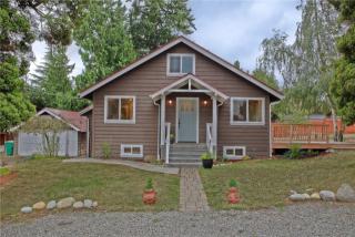 809 109 St, Seattle WA  98178 exterior