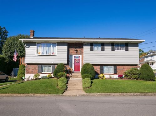 80 9th St, Bangor, PA 18013-1623