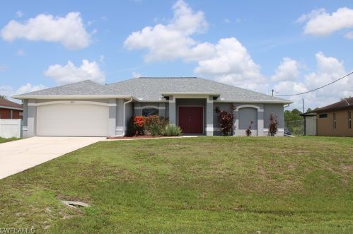 1818 Tomaso Ave, Lehigh Acres, FL 33972-1056