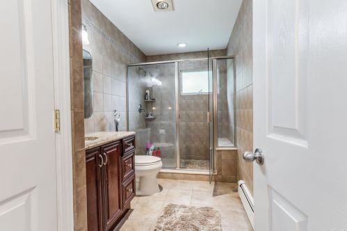 162 10th Ave, Holtsville NY  11742-2357 exterior