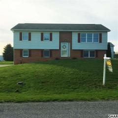 324 Holswart Dr, Lees Cross Roads, PA 17257-8924