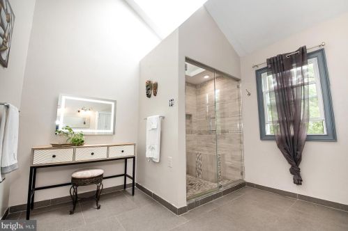 1700 Concord Ct, Blue Bell PA  19422-1336 exterior