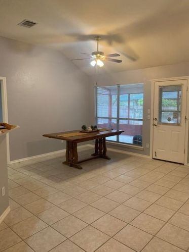 113 Finch Ln, Georgetown TX  78626-7384 exterior