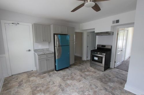 118 Maltby St, Huntington CT  06484-3969 exterior