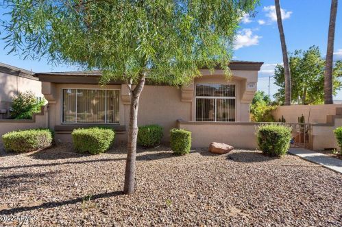 20003 Greenview Dr, Sun City AZ  85375-5580 exterior