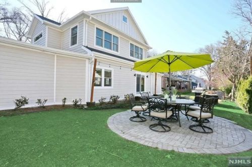 38 Radburn Rd, Ridgewood NJ  07452-3417 exterior