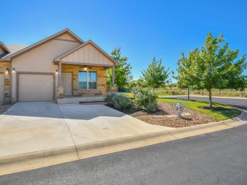 404 High Tech Dr, Georgetown TX  78626 exterior