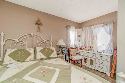 129 69th Way, Long Beach CA  90805-1237 exterior