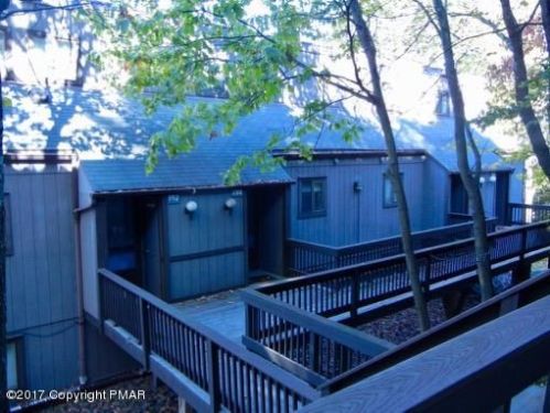 190 Sunbird Way, Tannersville, PA 18372-7730