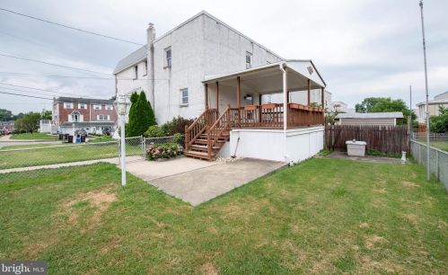 647 Gary Ln, Norristown, PA 19401-3519