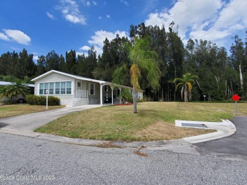 515 Papaya Cir, Sebastian, FL 32976-6854